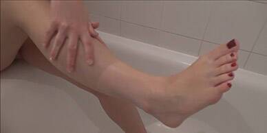 Peas And Pies Feet And Legs Lotion Video - hclips.com