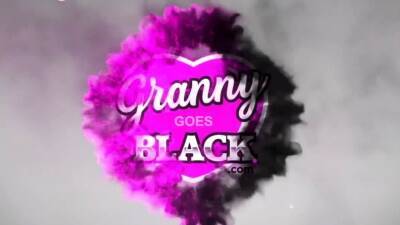 Horny grannies group fuck - nvdvid.com