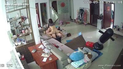 Hackers use the camera to remote monitoring of a lover's home life.609 - txxx.com - China