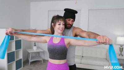 Jenna Noelle - Superb wife fucked by her personal trainer and juiced like a whore - xbabe.com